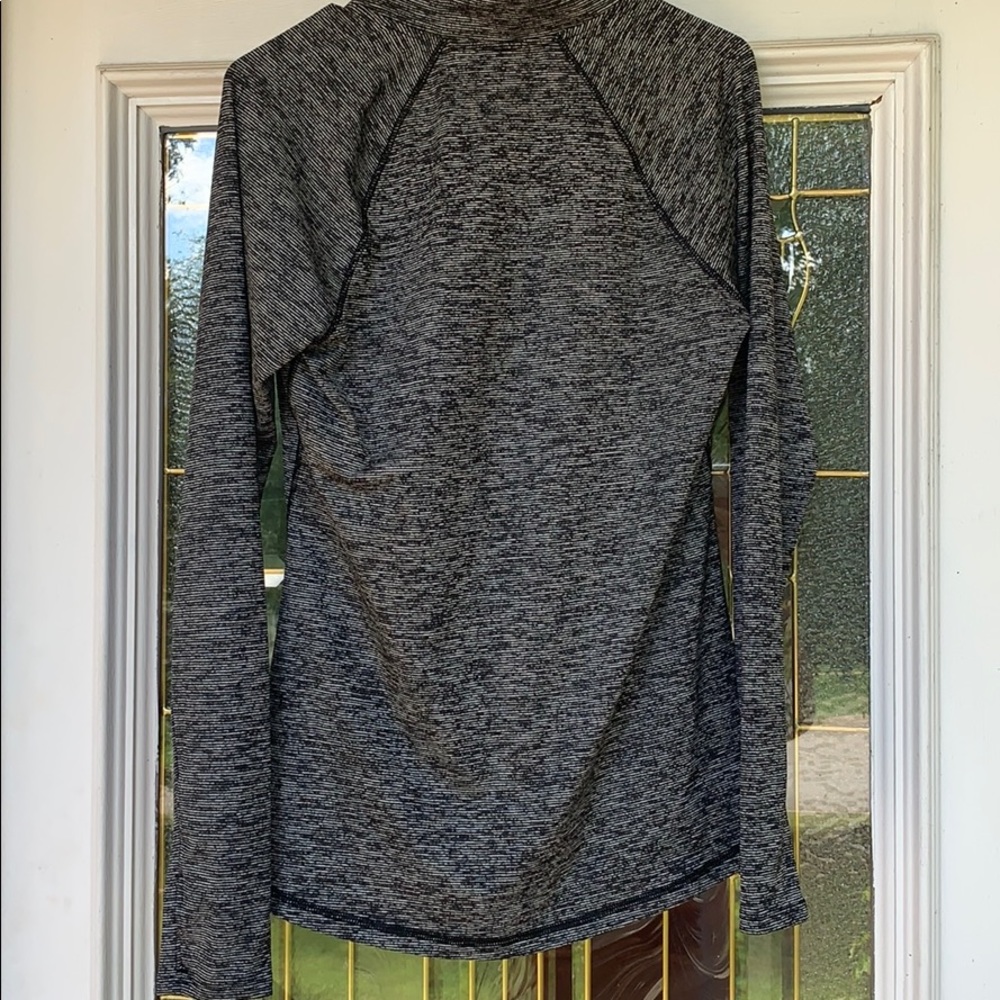 active pullover - Picture 2 of 2